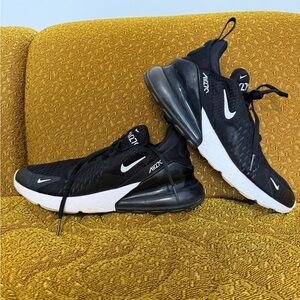 👟 Nike Air Max 270 Black & White – Women’s US 9 AH6789-001